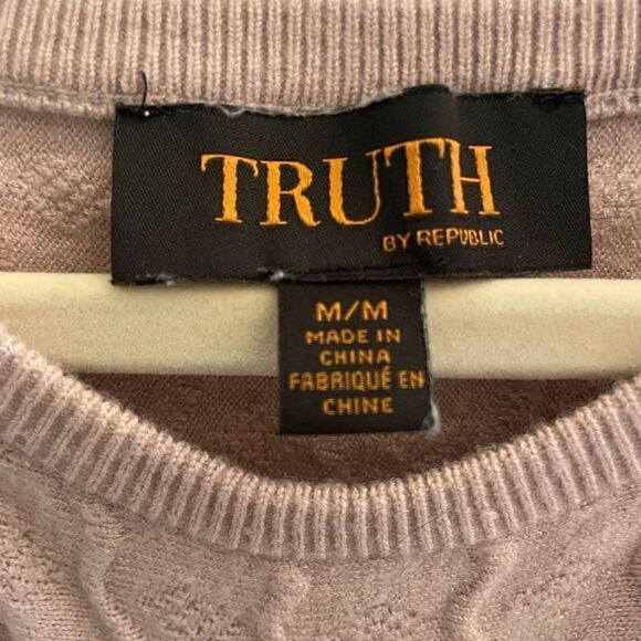 Truth by Republic Camel Tan Crewneck Soft Sweater Top Women’s Size Medium - Picture 2 of 4